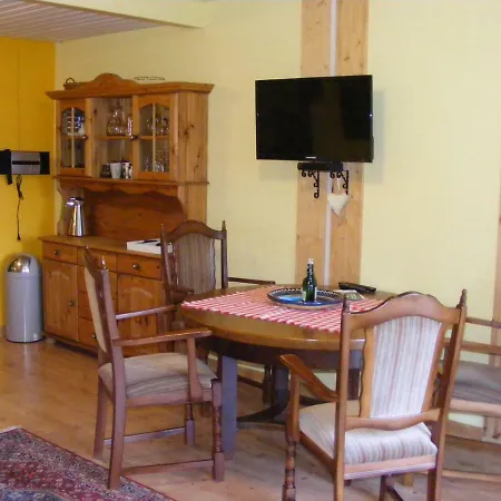 아파트 Appartementhaus Schwarzwaldblick 라우터바흐