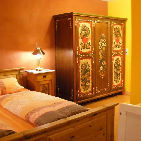 Appartementhaus Schwarzwaldblick 라우터바흐